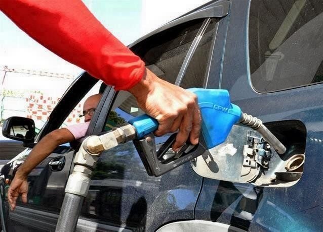 Gobierno sube hasta RD$10.90 pesos a los combustibles 2 Gasolina
