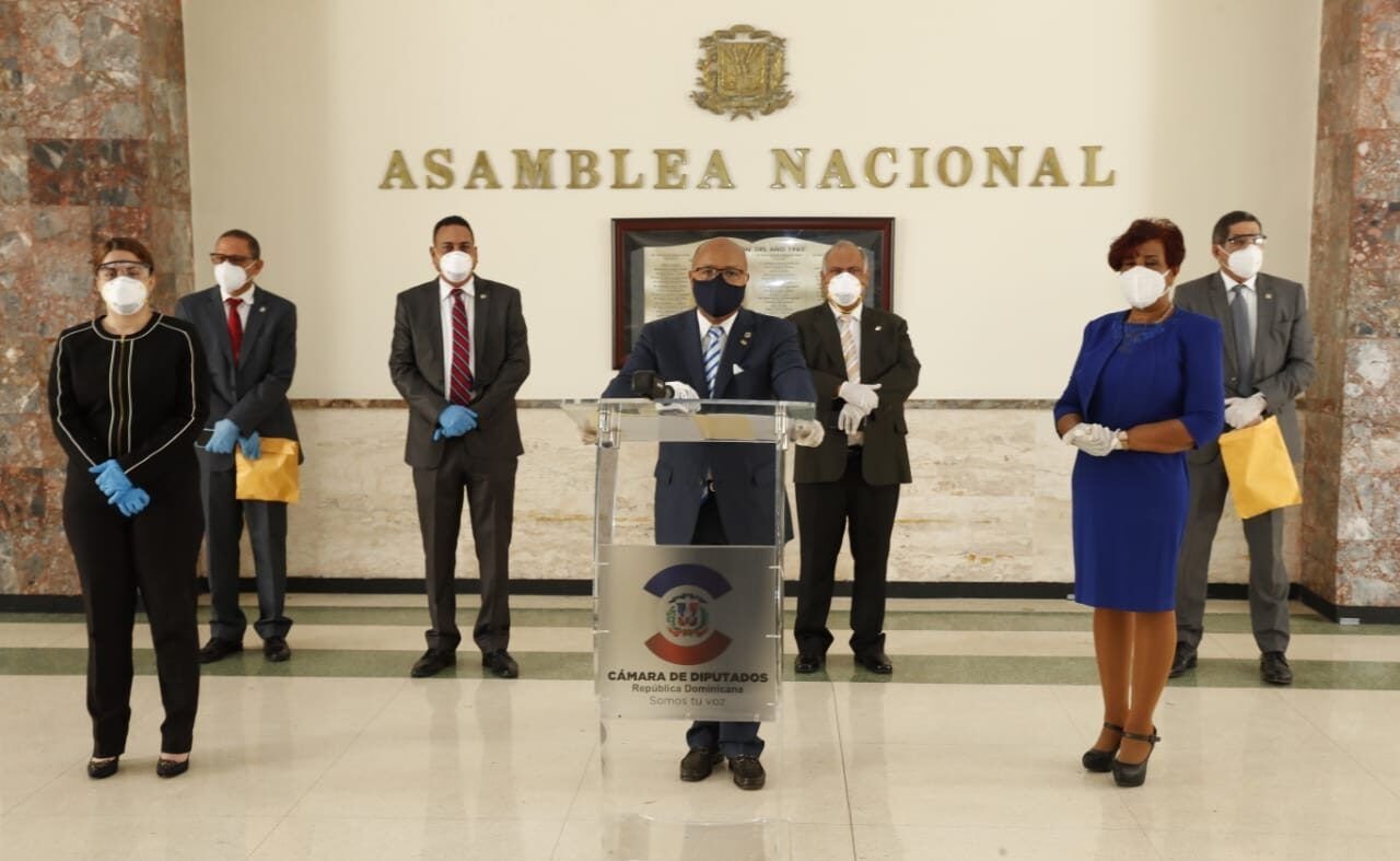 Legisladores PRM justifican rechazo a extensión del Estado de Emergencia