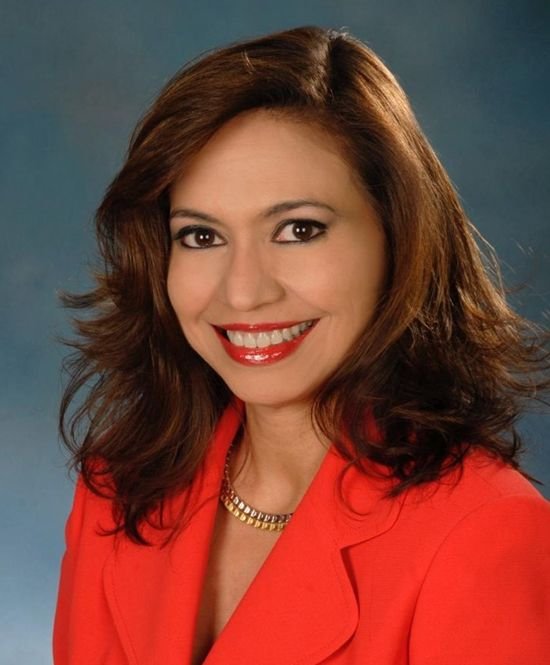 Pruebas Masivas: Una respuesta nacional temprana y efectiva para combatir la Pandemia del Covid-19 5 Ligia Peralta Pruebas Masivas: Una respuesta nacional temprana y efectiva para combatir la Pandemia del Covid-19