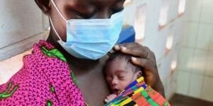 At a regional hospital in Côte d'Ivoire, UNICEF is helping mothers protect vulnerable children from the impact of the coronavirus pandemic.