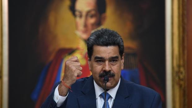 EE.UU. considera amenaza envío de cinco buques combustibles de Irán a Maduro 2 Maduro