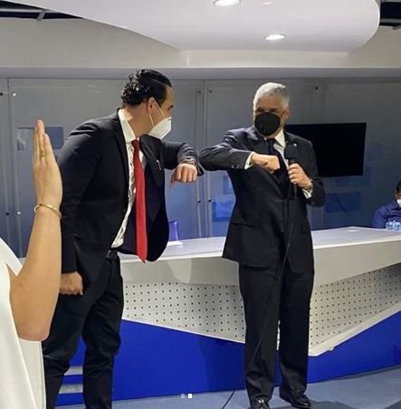 Marcel Fronfrias y MV PRD juramenta a Marcel Fonfrías ex candidato alcalde del PDI en el DN