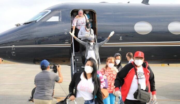 15 dominicanos llegan de Venezuela por las gestiones de Gonzalo Castillo 2 15 dominicanos llegan de Venezuela por las gestiones de Gonzalo Castillo