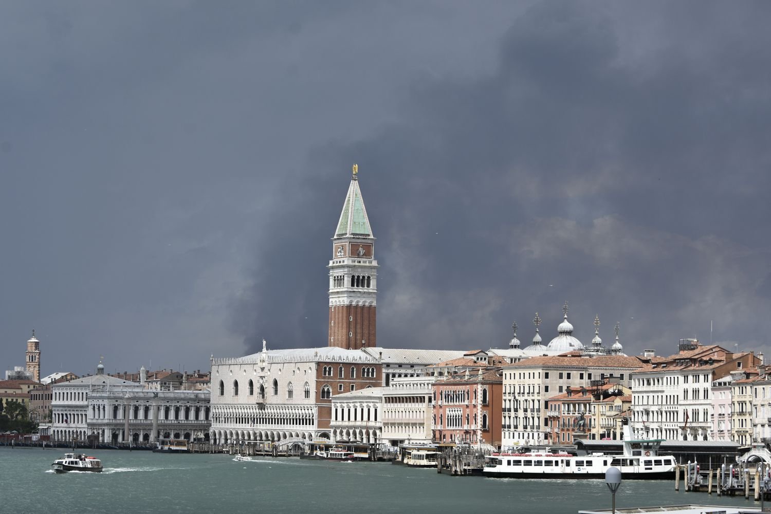 Venecia se ahoga también sin turistas 2 Venecia