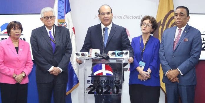JCE cambia orden partidos en boleta electoral: PRSC el número 3, PRD el 4