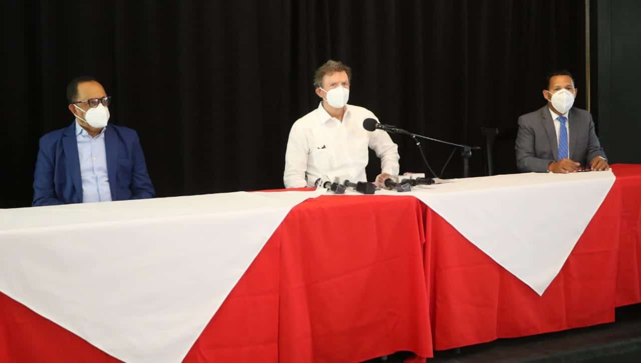 27 partidos políticos de diferentes partes del mundo ven asedio contra Luis Abinader y riesgo institucional