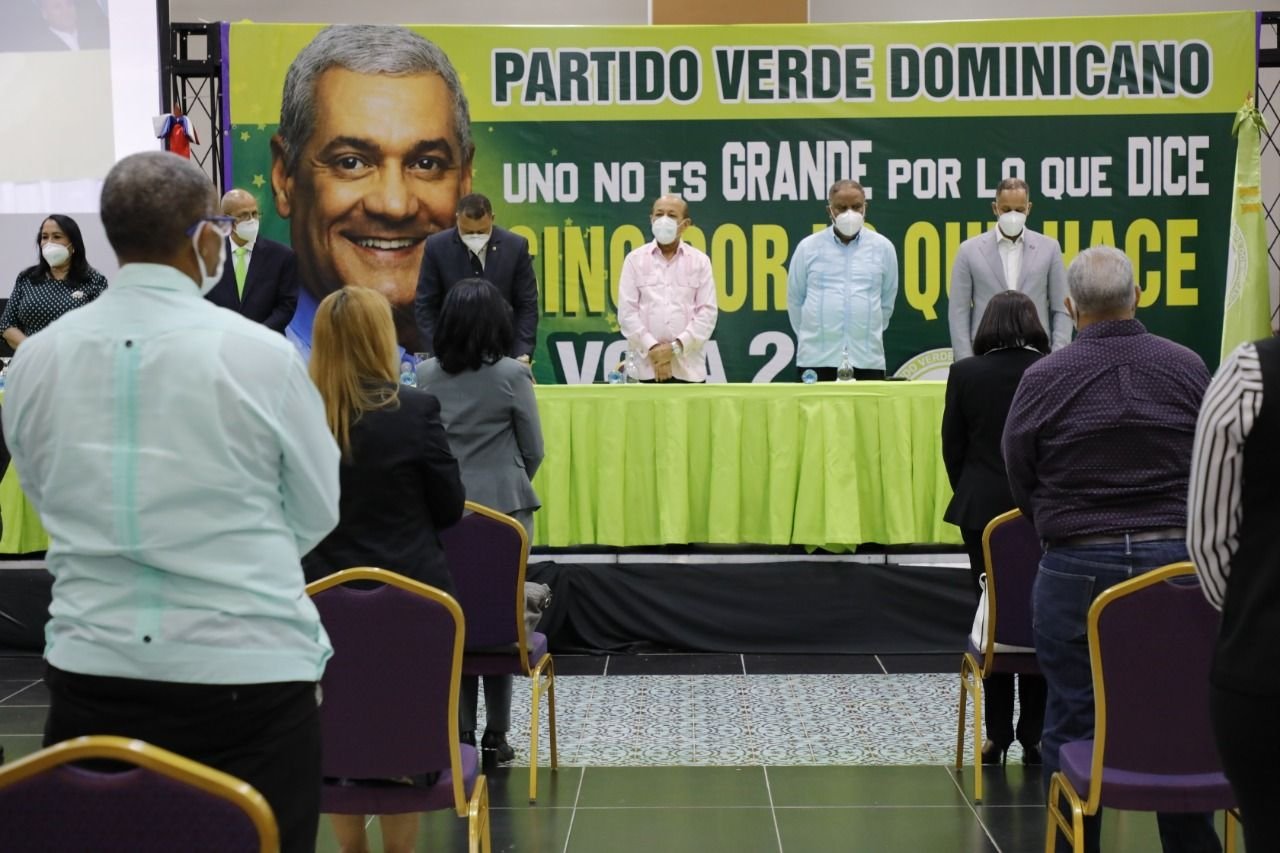 Partido Verde Dominicano proclama a Gonzalo como candidato presidencial