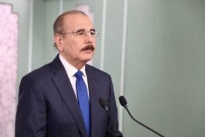 Danilo Medina exhorta ciudadanía a votar masivamente; aspira el nuevo Gobierno guíe al país a puerto seguro