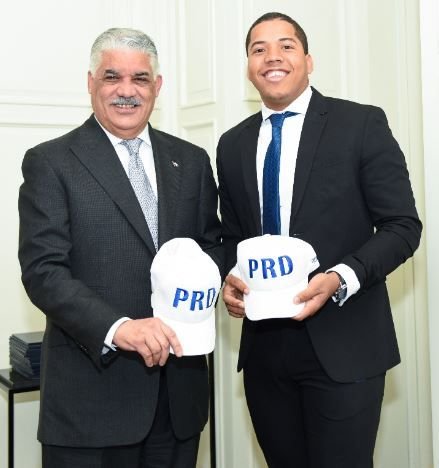 FM MVM 02 El FM busca tremolar bandera PRD en el municipio Santo Domingo Este