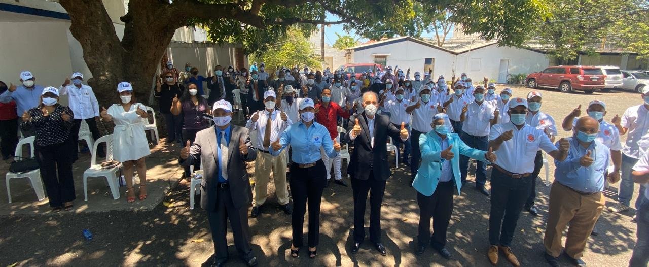 García Fermín proclama triunfo de Luis Abinader en la primera vuelta 2 García Fermín proclama triunfo de Luis Abinader en la primera vuelta