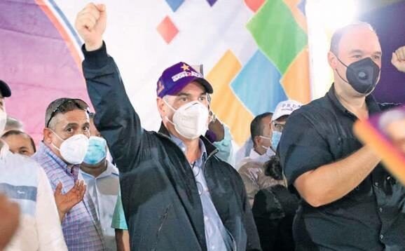 Gonzalo Castillo promete impulsar turismo en la región Sur