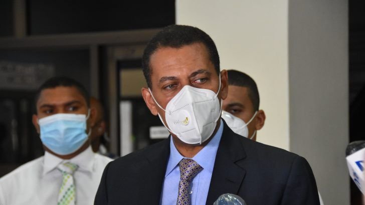 Guido Gómez deposita en PEPCA papeles de Odebrecht sobre Gonzalo