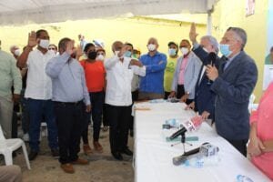 Abinader y Antonio Taveras reciben respaldo del movimiento Compromiso-RD