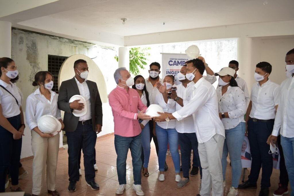 Ingenieros 2 Ingenieros respaldan a Antonio Taveras y exigen más oportunidades para jóvenes profesionales en el país