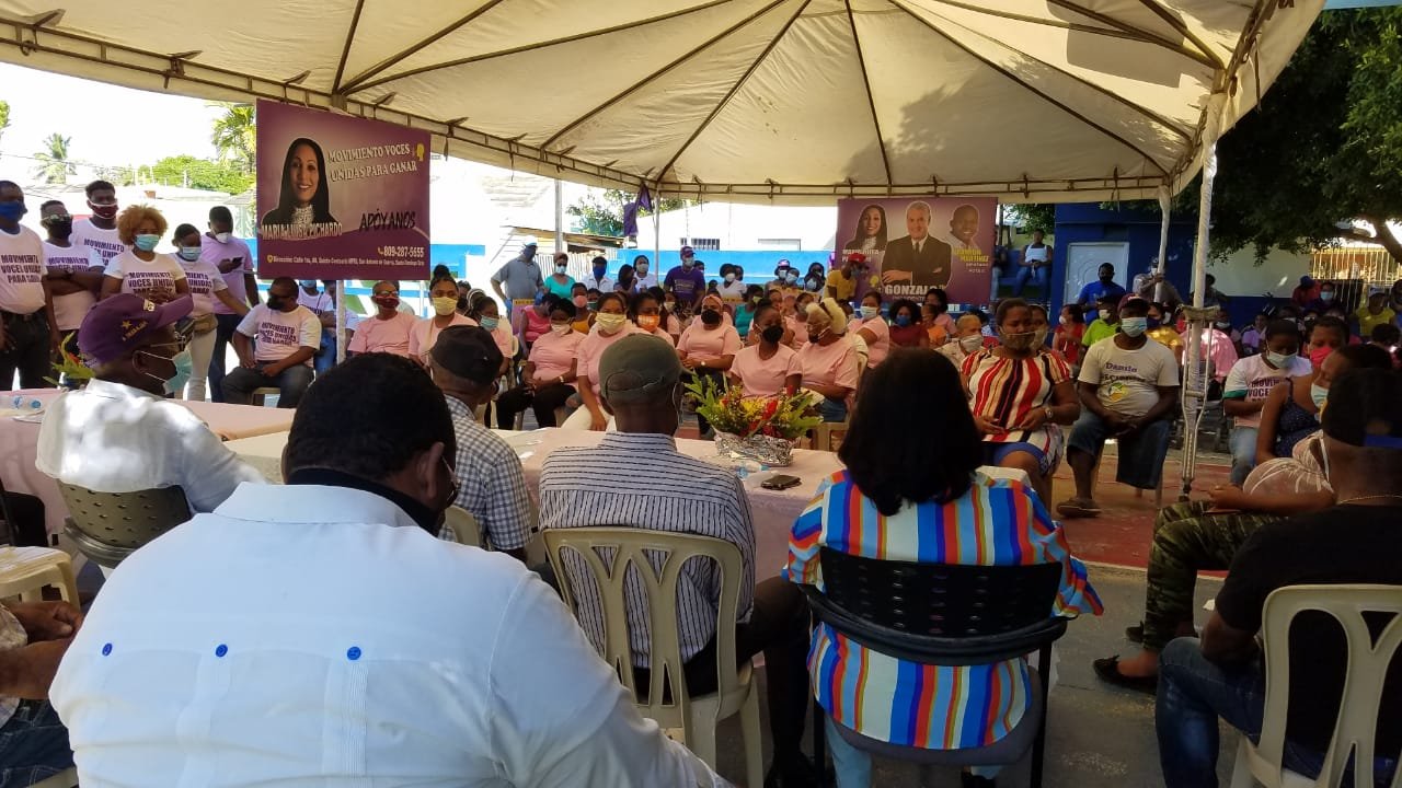 MLP 02 Juramentan Voces Unidas para Ganar, movimiento que apoya al PLD en Guerra