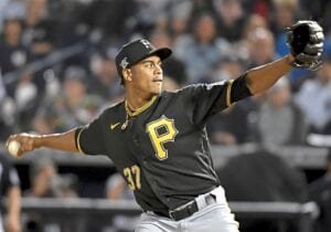 Santana fuera por 80 partidos