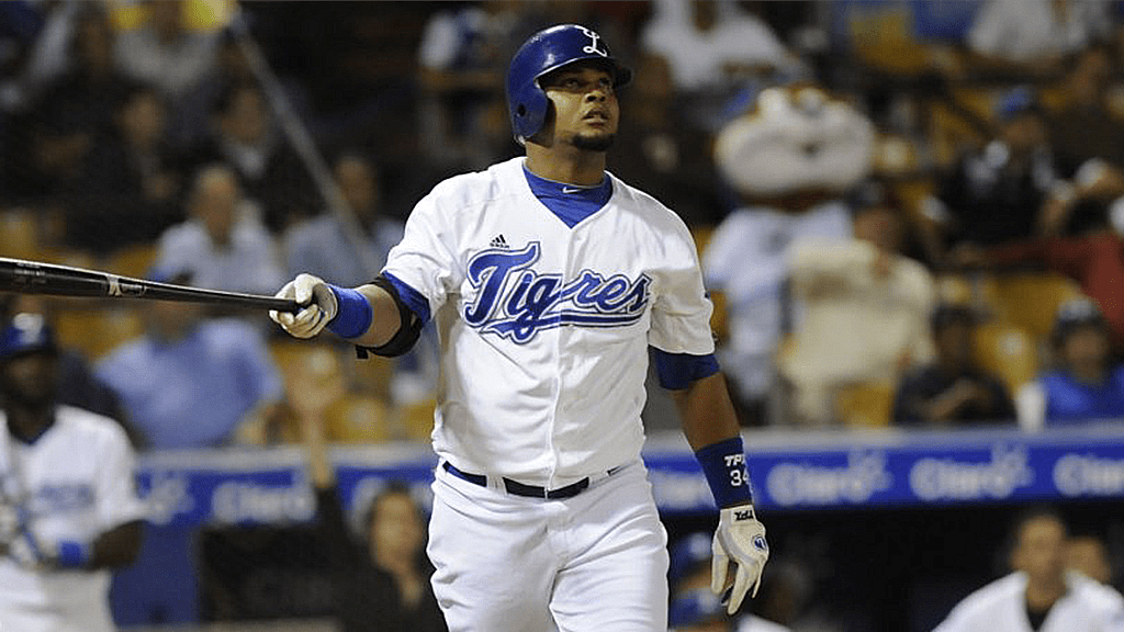Licey cambió a Juan Francisco por Herrera