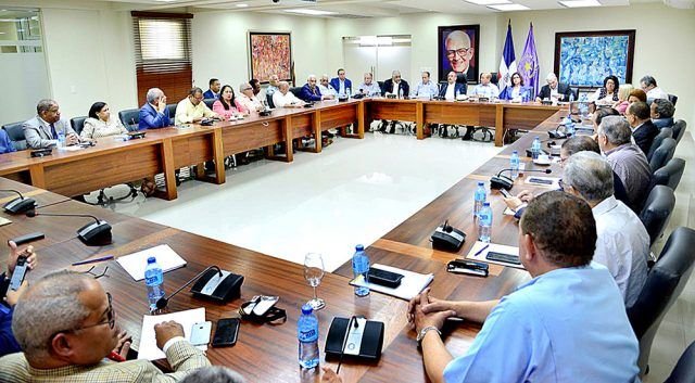 Dirigentes del PLD creen el partido debe someterse a reflexión y análisis 2 Dirigentes del PLD creen el partido debe someterse a reflexión y análisis