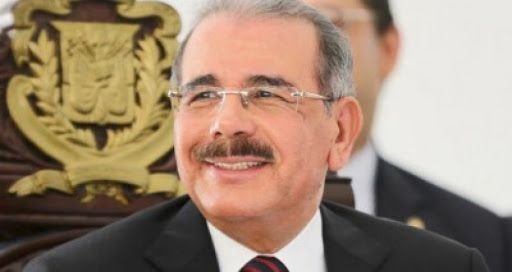 Presidente Danilo Medina felicita a los padres dominicanos en su día