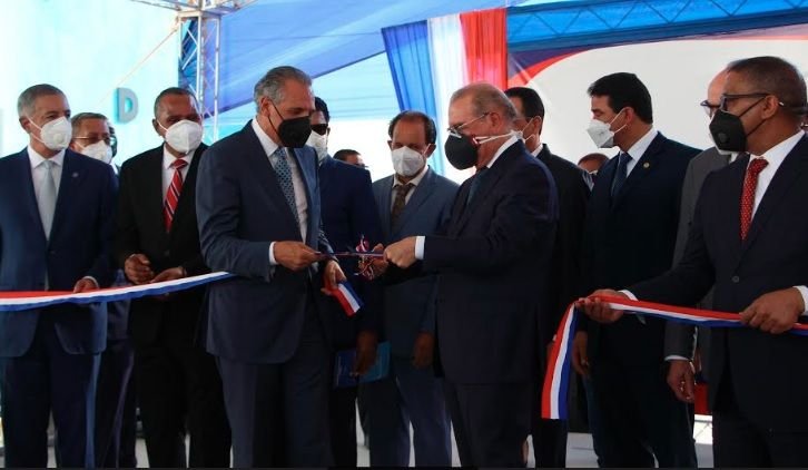 Danilo inaugura EL Riito Danilo Medina inaugura el Plan de Transformación Urbana y Ambiental El Riito