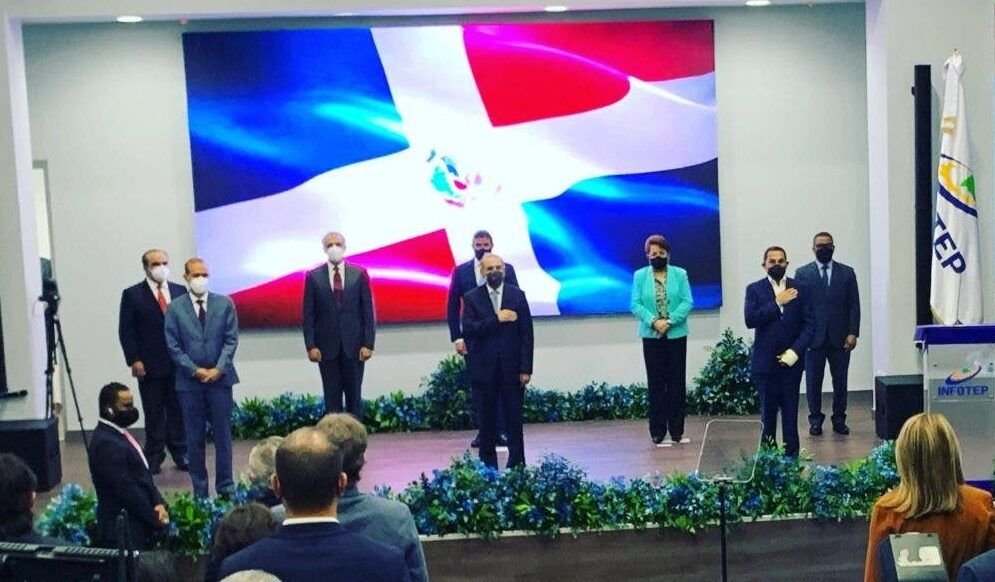 Danilo Medina inaugura moderno edificio corporativo del Infotep