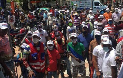 PRSD juramenta movimiento de motoconchistas que respalda candidatura de Luis Abinader