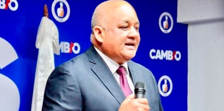 Fulcar asegura ejercerá en MINERD con humildad y determinación