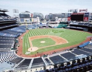 “Playball” se cantará hoy en GL pese a la pandemia