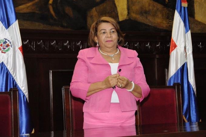 Apresan a un hijo de diputada Cleo Sánchez por adulteración de actas en el Distrito Nacional