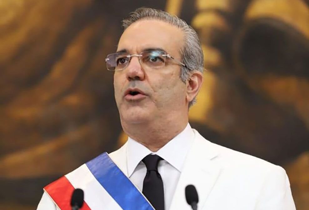 Abinader destituye subdirectores de Autoridad Portuaria, Inapa y Comedores Económicos