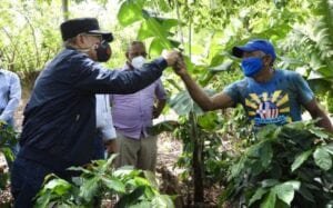 Danilo Medina supervisa avances de Proyectos de Desarrollo Agroforestal