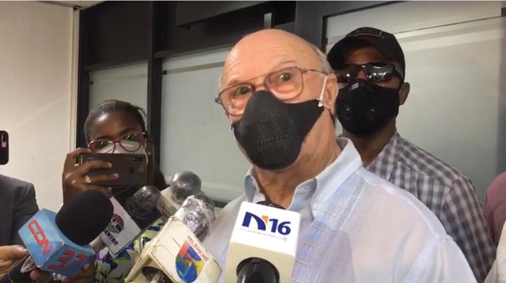 Hipólito Mejía afirma tiene “méritos” para solicitar cargos en el Gobierno