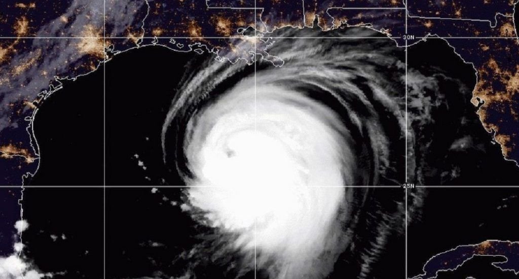 Laura tiene categoría 3 y subirá a 4 antes de tocar tierra en Texas