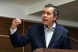 Jorge Mera dice abogará por el medio ambiente y relanzará el Ministerio