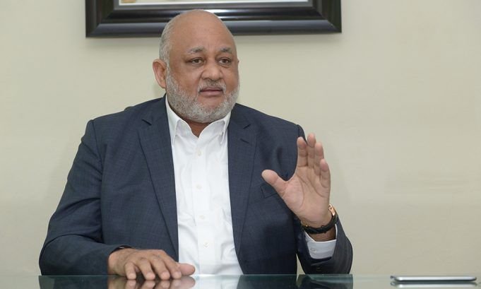 Roberto Furcal: “El 4% se utilizará en beneficio de los alumnos y maestros”