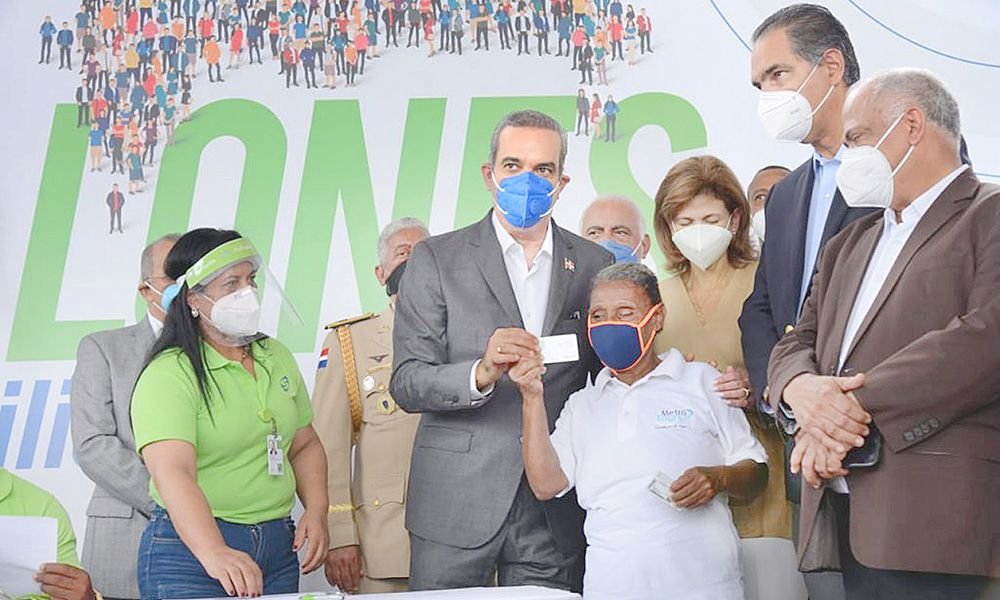 04 Consideran prudente y concertador primer mes de gobierno de Abinader