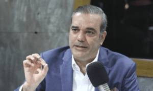 Abinader: «Los haitianos tienen que venir con permiso de trabajo»