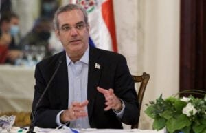 Luis Abinader ordena liquidación y cierre de PROCOMUNIDAD