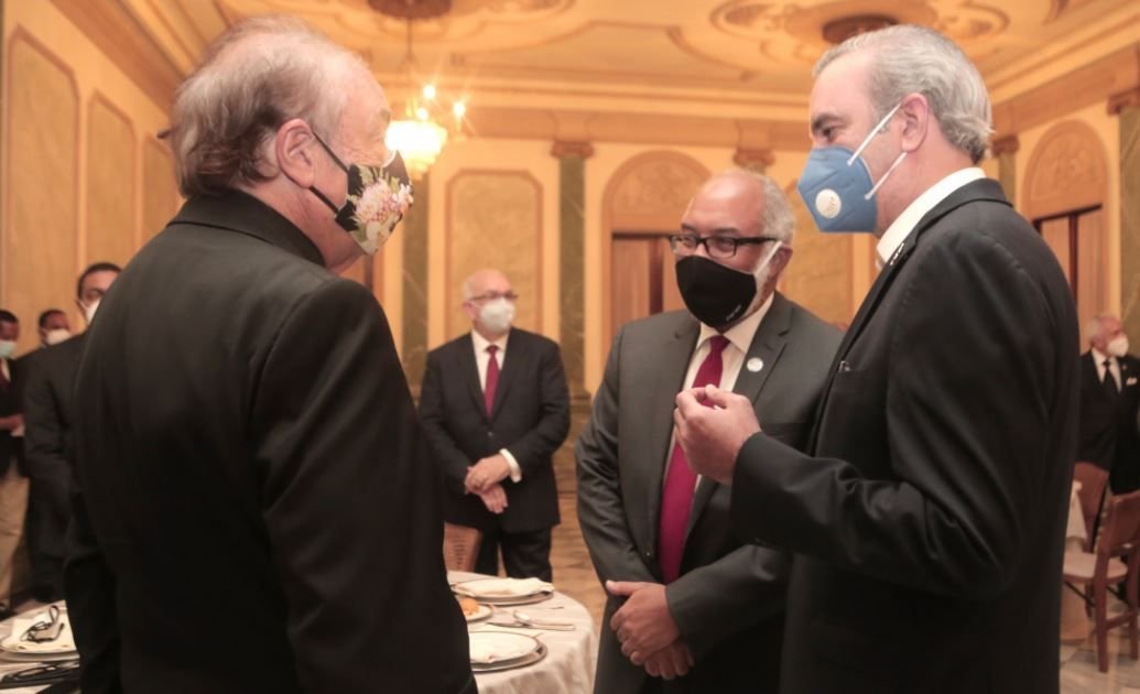 Abinader: «La economía se recuperará, pero nos quedará la crisis de la deuda»