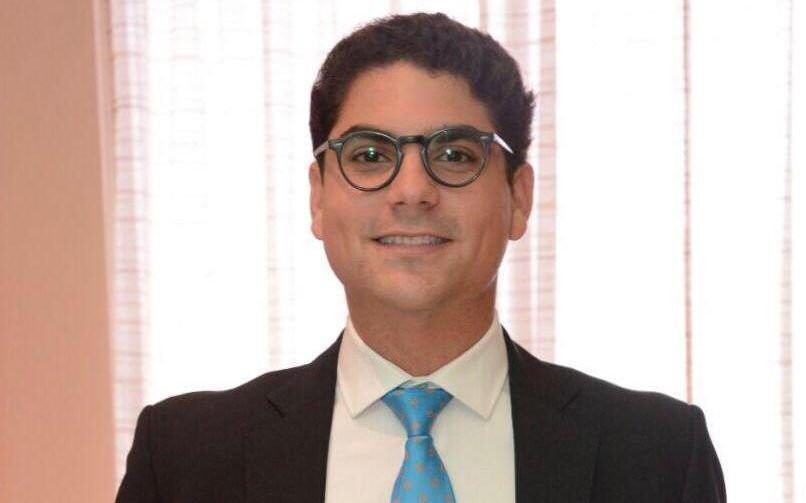 Luis Abinader nombra a Hostos Rizik como director del BCIE