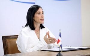 Raquel Arbaje apoya flexibilizar el horario del toque de queda