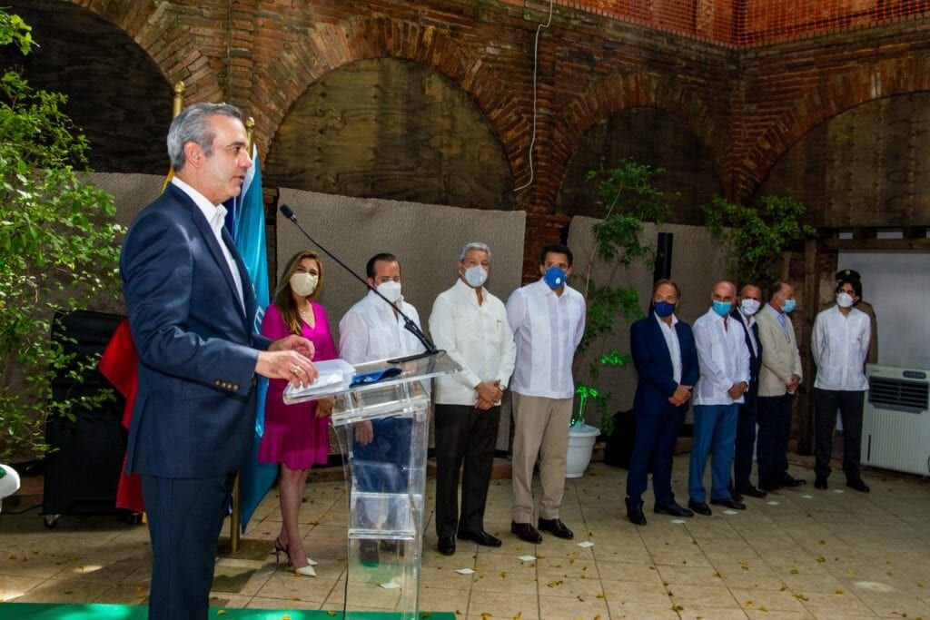 Las Mercedes 08 Presidente Luis Abinader anuncia transformarán a la Ciudad Colonial