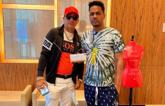 Padre de Cardi B y Santiago Matias