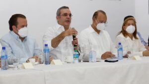 El Gobierno otorgará ayudas a un millón de personas en la navidad