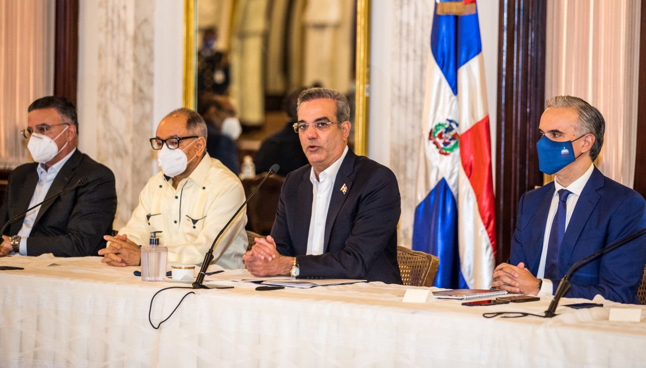 Luis Abinader: “Estamos comprometidos en revertir la imagen de corrupción»