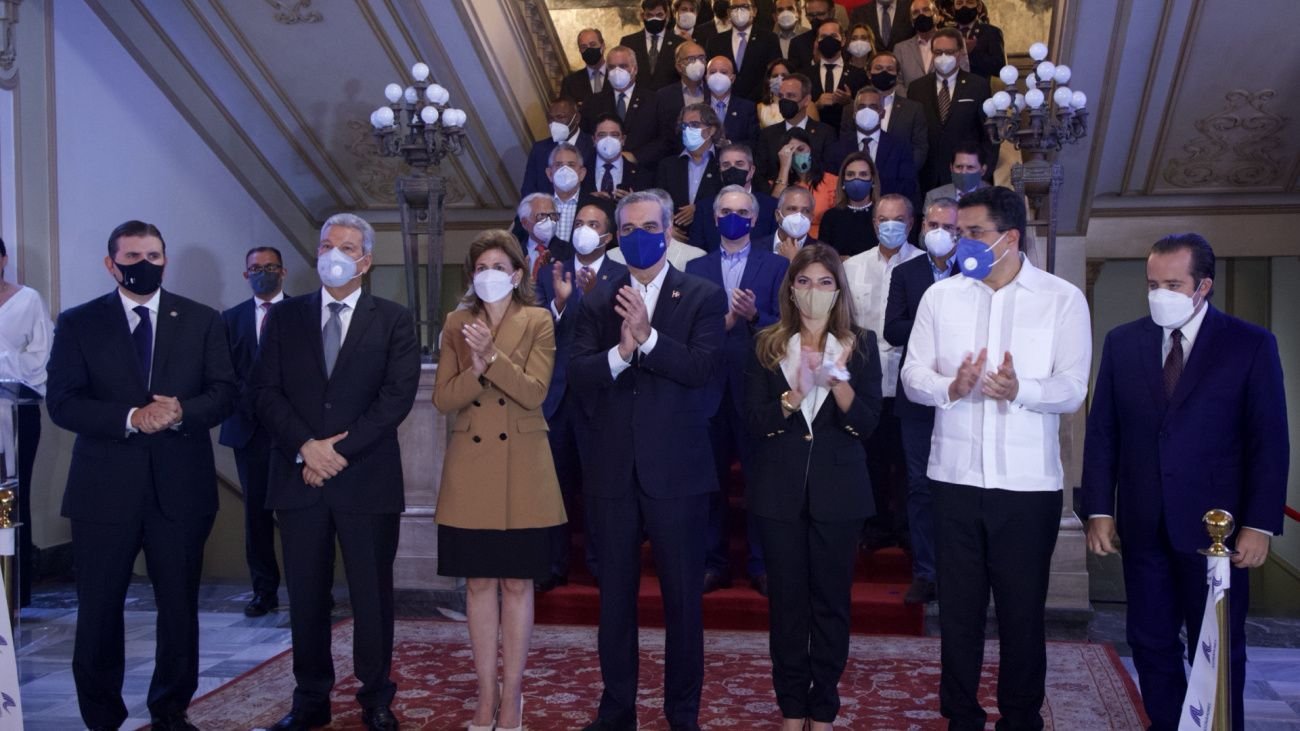 Abinader encabeza apertura Feria ASONAHORES; esperan 2 millones de turistas a fin de año