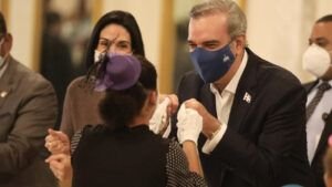 Abinader anuncia acciones para prevenir y erradicar el matrimonio infantil