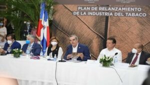 Gobierno relanza industria del tabaco para consolidar primacía mundial y entrar a nuevos mercados