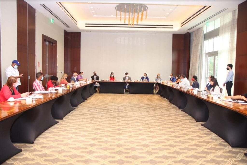 Adonfitech 01 Adofintech presenta iniciativas para la digitalización e inclusión financiera en RD