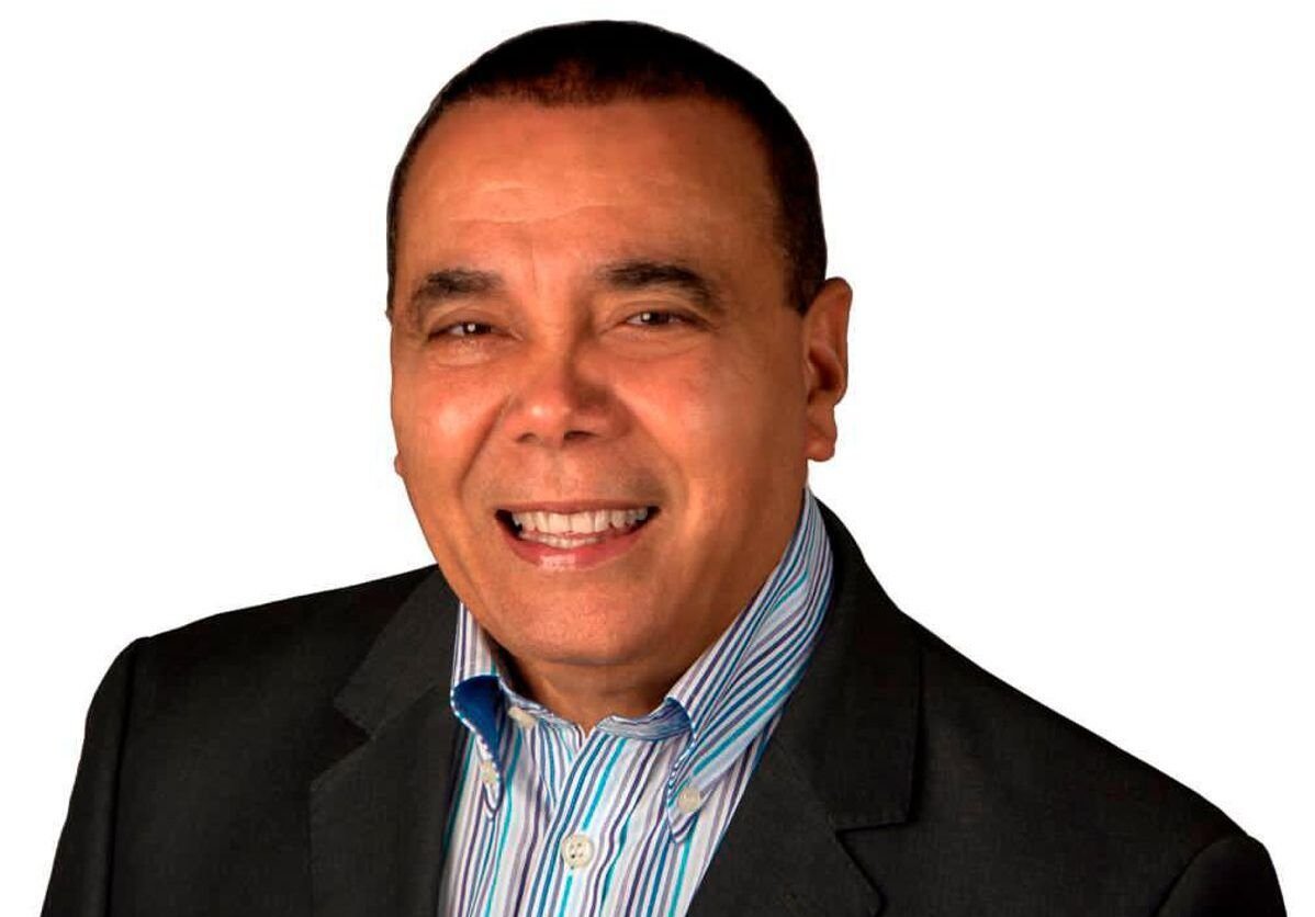 Renuncia del PLD presidente  provincial SPM; dice no ve porvenir en ese partido